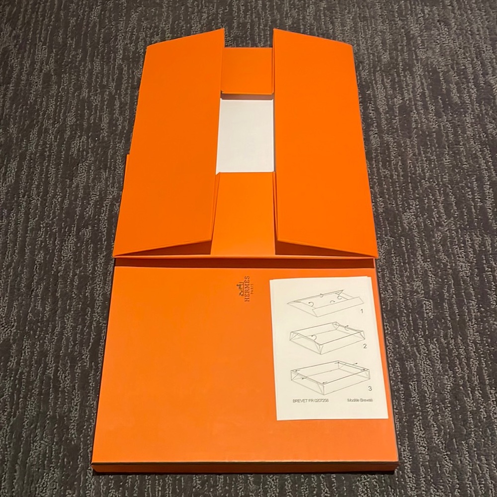 Auth Hermes box. Unused new. still deconstructed